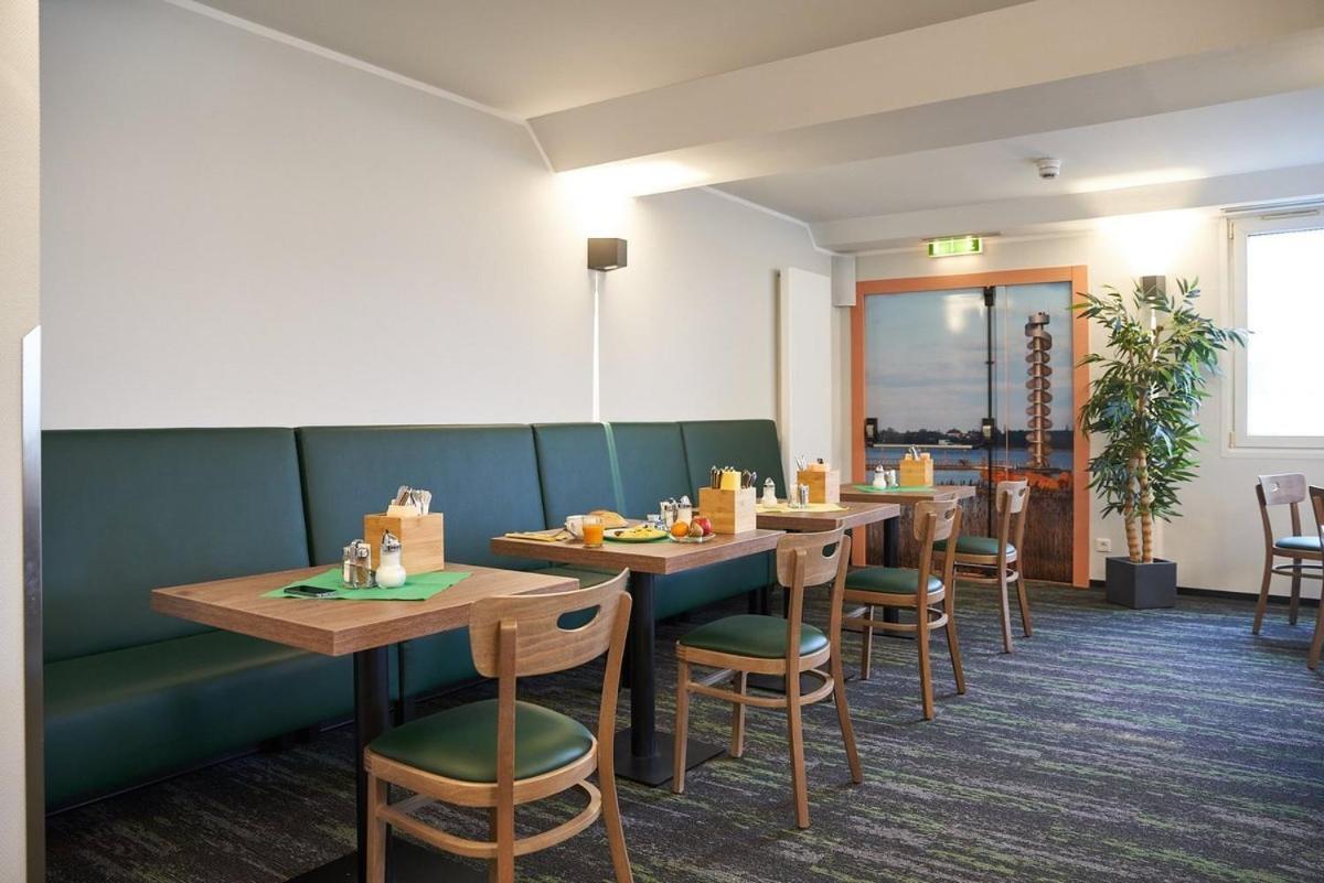 Hotel Anhalt Brehna Екстериор снимка