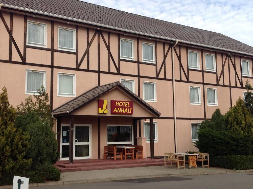Hotel Anhalt Brehna Екстериор снимка