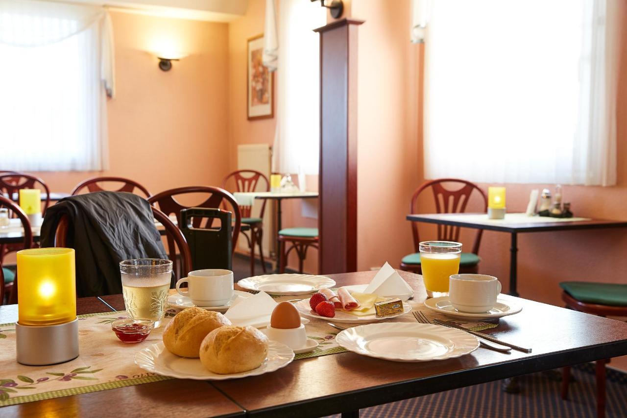 Hotel Anhalt Brehna Екстериор снимка