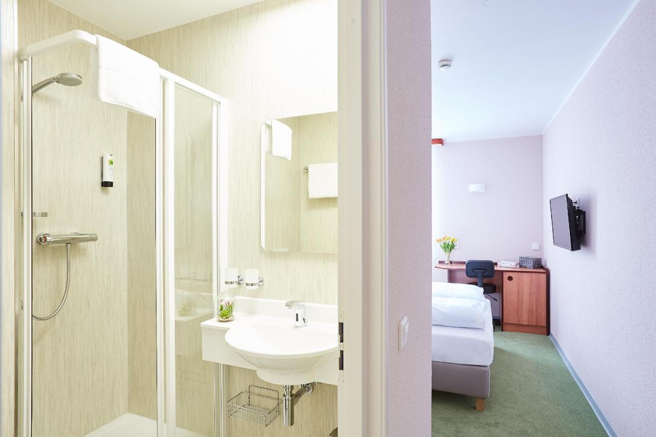 Hotel Anhalt Brehna Екстериор снимка